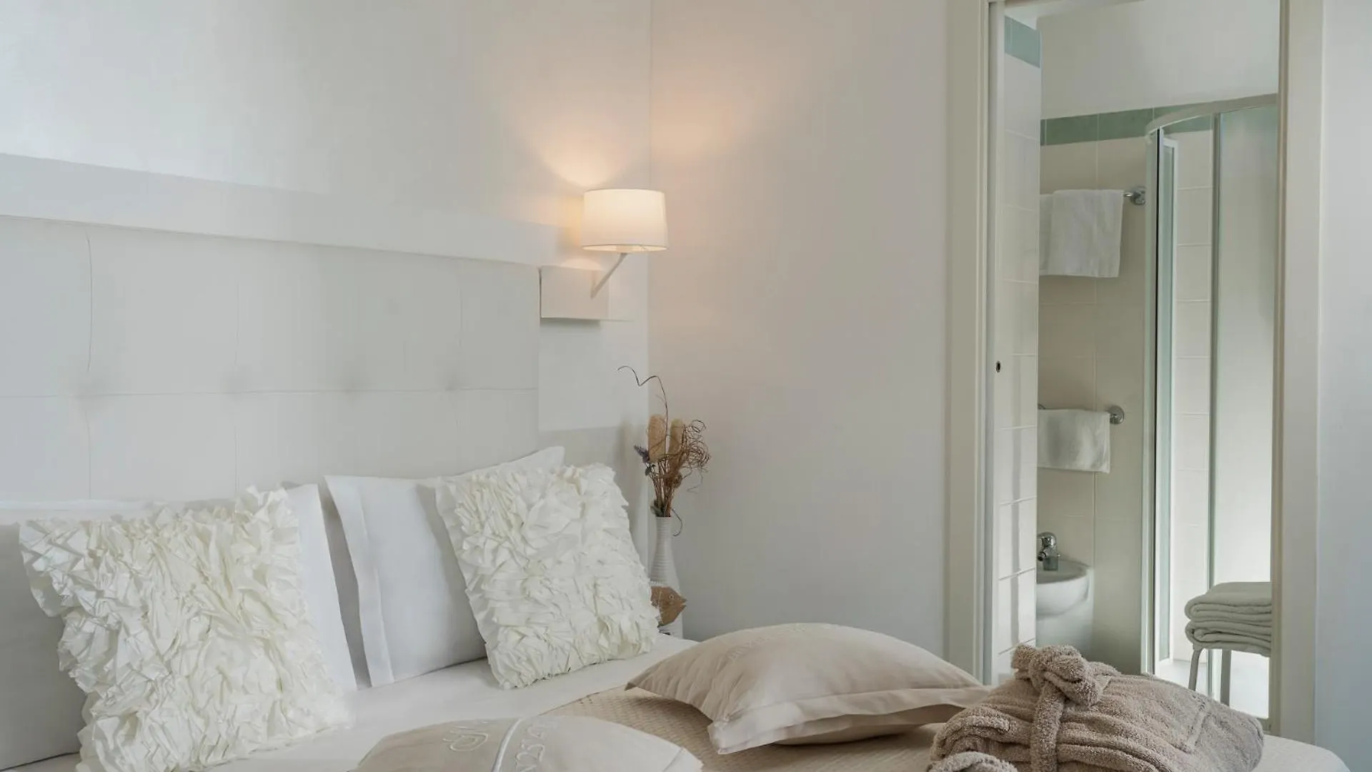 Hotel Ca' Bianca Riccione